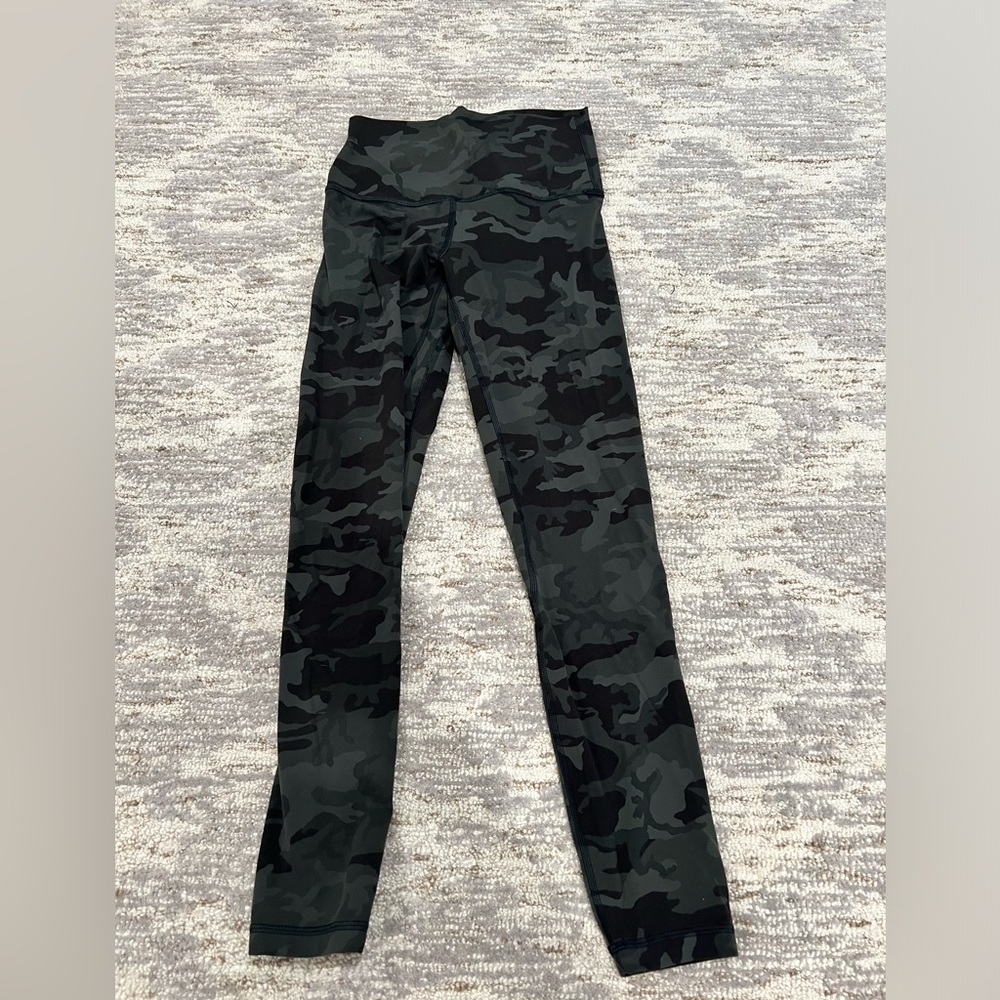 Lululemon Align Green Camo leggings - Size 4